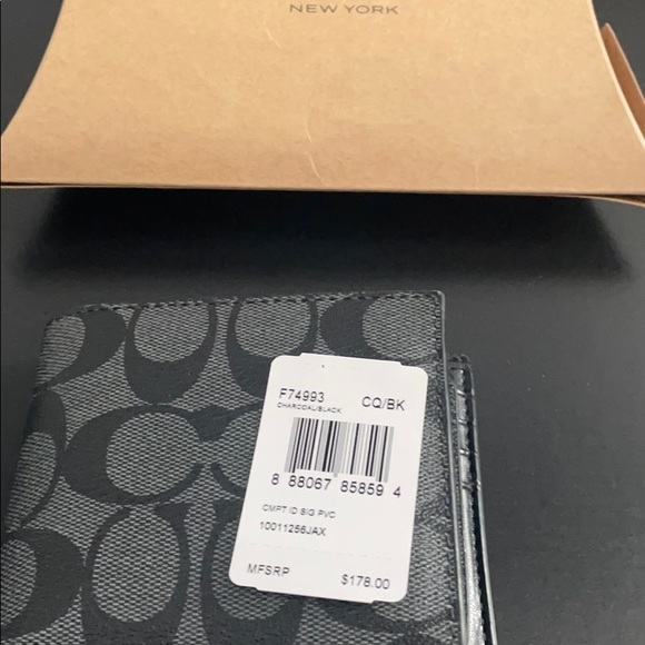 Men’s Coach wallet - Picture 5 of 5